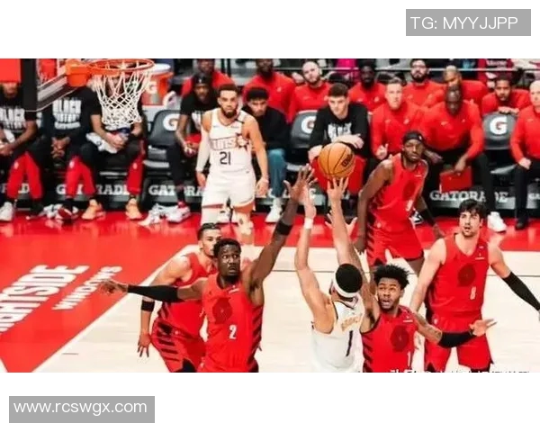 开拓者队赢得激战，继续保持不败