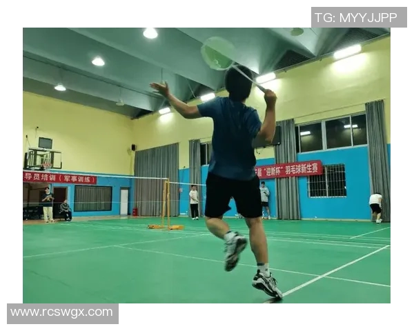 武汉羽毛球队在全国团队协作排行榜中荣登第七名展现出色团队精神与实力 武汉羽毛球队在全国团队协作排行榜中荣登第七名展现出色团队精神与实力