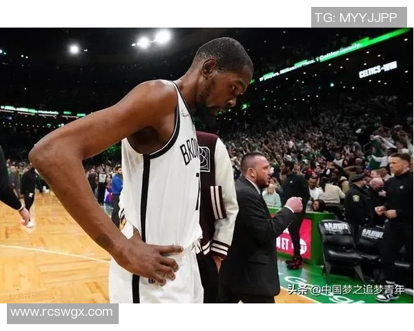 篮网击败凯尔特人,杜兰特豪取30分:王者风范尽显赛场 篮网击败凯尔特人,杜兰特豪取30分:王者风范尽显赛场